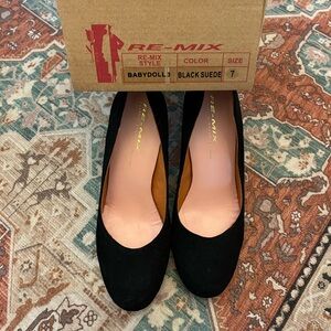 Women's Black Suede Babydoll Shoes